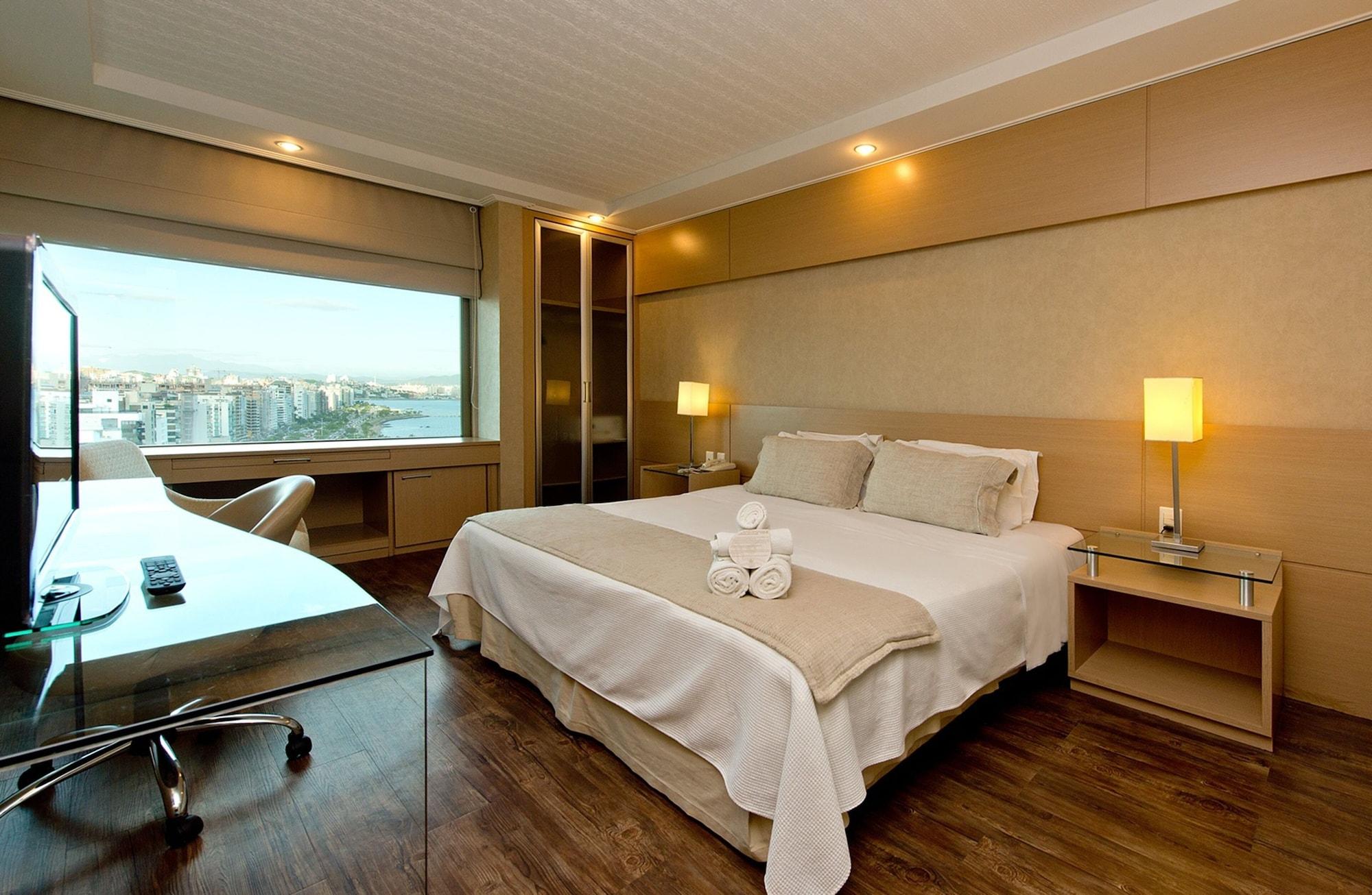 Majestic Palace Hotel Florianopolis Luaran gambar A room at the hotel