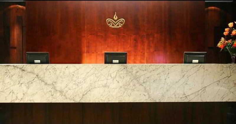 Majestic Palace Hotel Florianopolis Luaran gambar The front desk at the Crown Towers