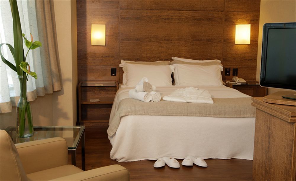 Majestic Palace Hotel Florianopolis Luaran gambar A bedroom at the hotel
